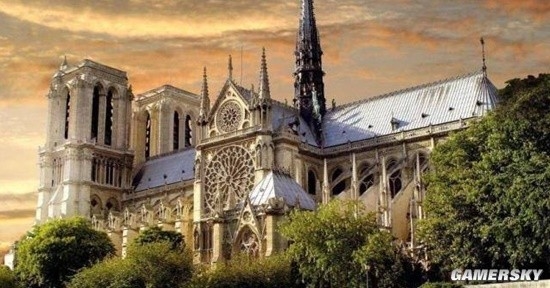 21點：16小時大火災 電影《燃燒的巴黎聖母院》定档 4月7日內地上映